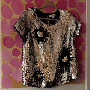 🧡 Paul & Joe Paris Silver Sequin Short Sleeve Top